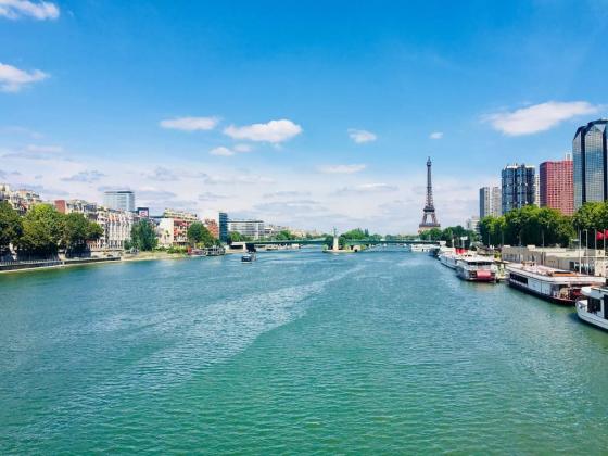 Un été parisien inoubliable : Paris Plages depuis l’Hôtel Le Marianne