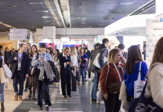 Stay at Hotel Le Marianne during the 2025 Paris Dermatology Days